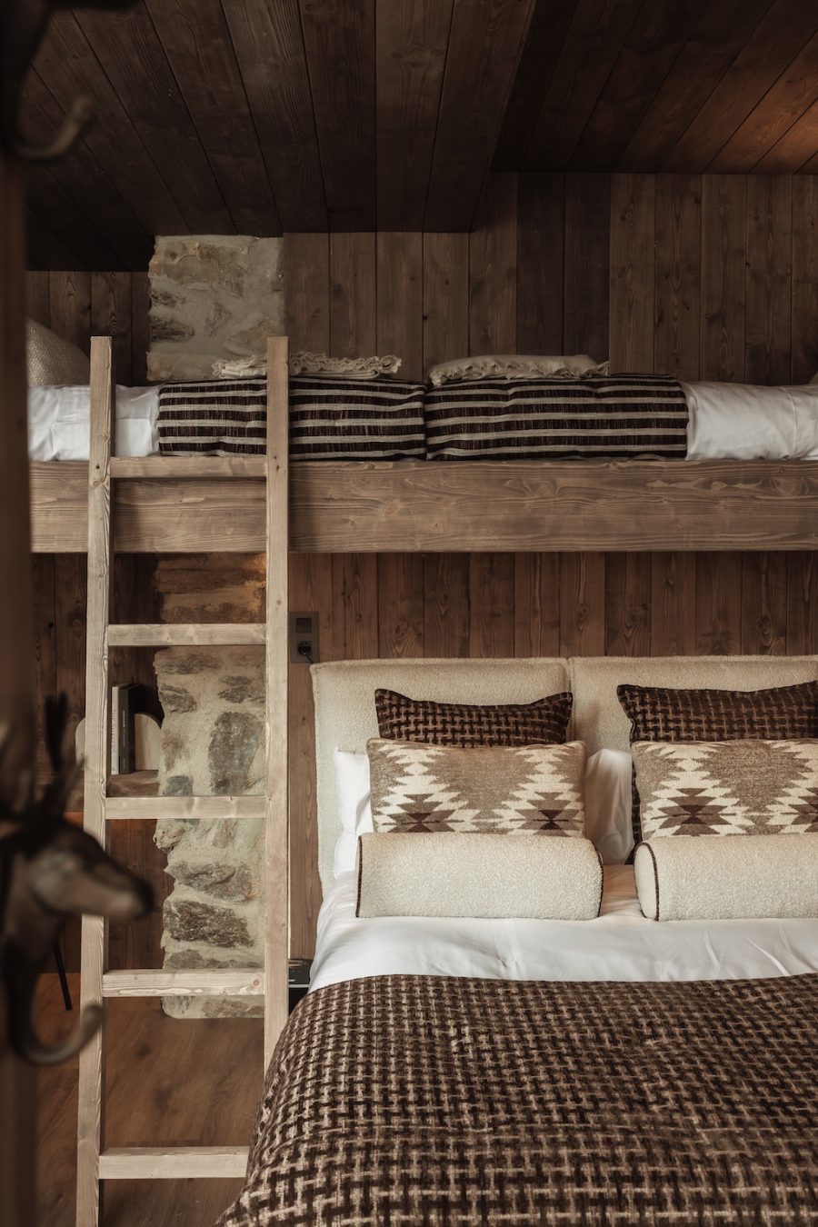 LUXURY-RENT-APARTAMENT-SIERRA-NEVADA-ALQUILER-APARTAMENTO-NIEVE-2